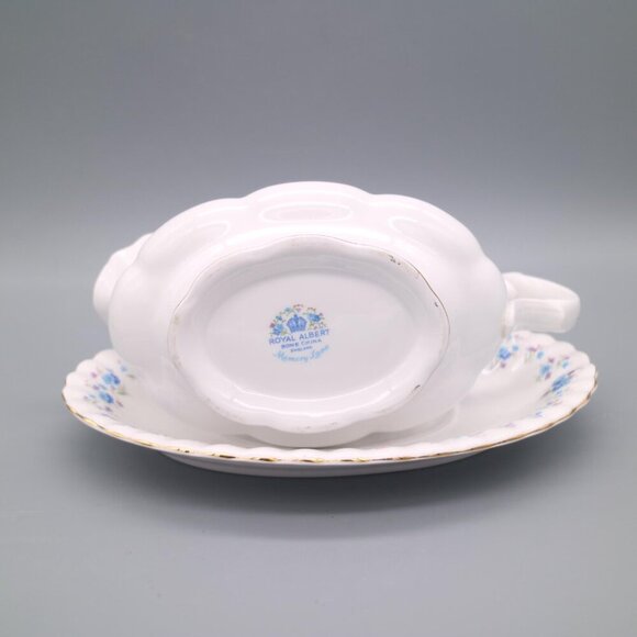 Vintage Royal Albert Memory Lane Gravy Boat & Underplate - Picture 6 of 6